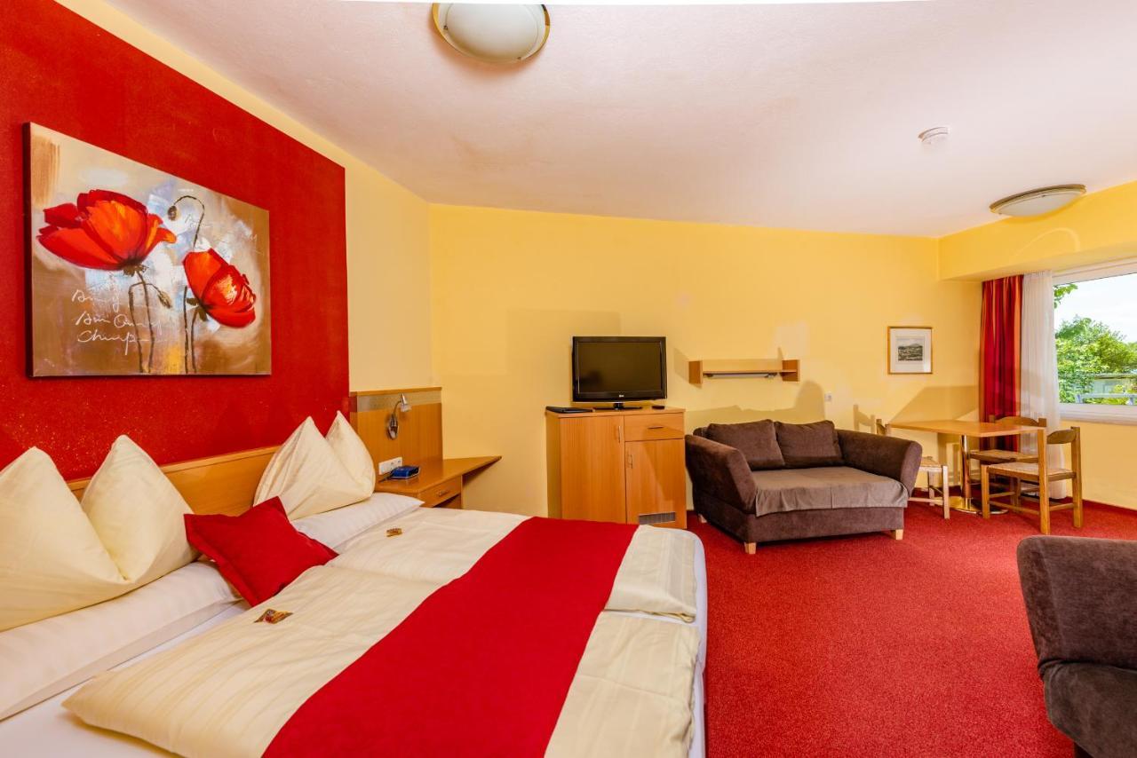 Strandhotel Schabus Velden am Woerthersee Luaran gambar