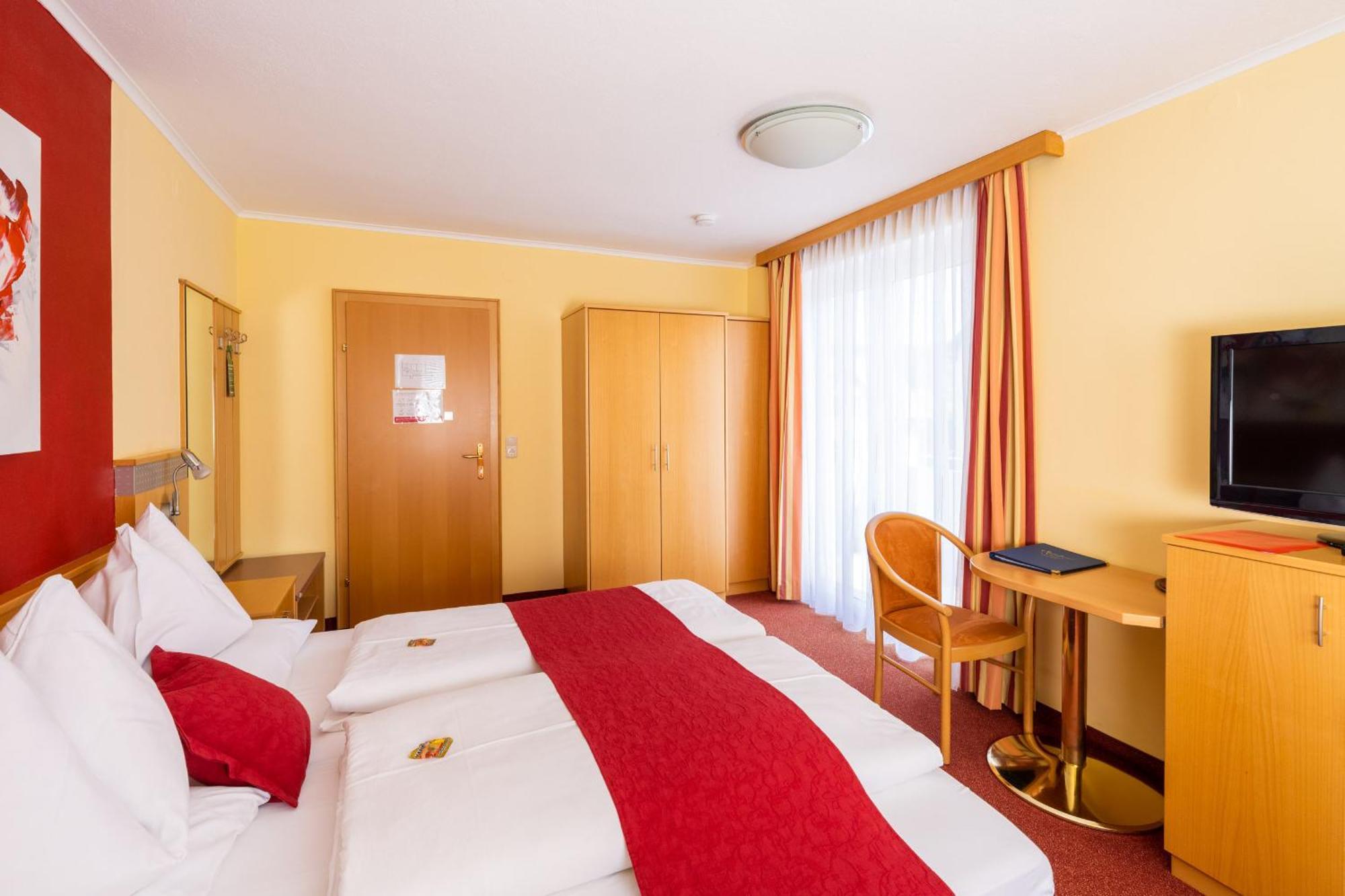 Strandhotel Schabus Velden am Woerthersee Bilik gambar