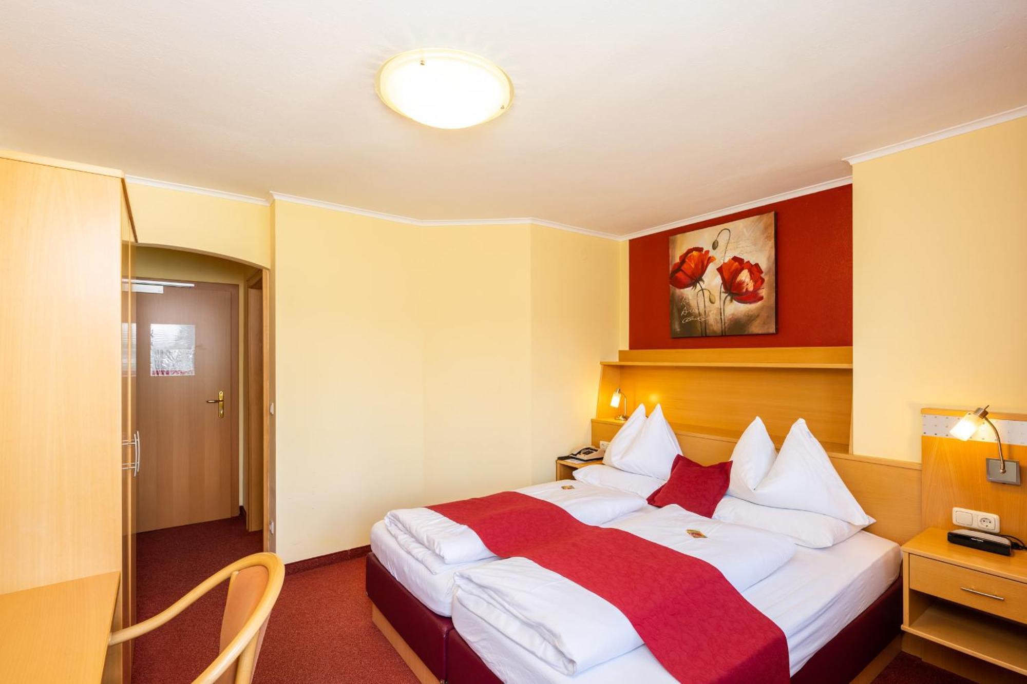 Strandhotel Schabus Velden am Woerthersee Bilik gambar