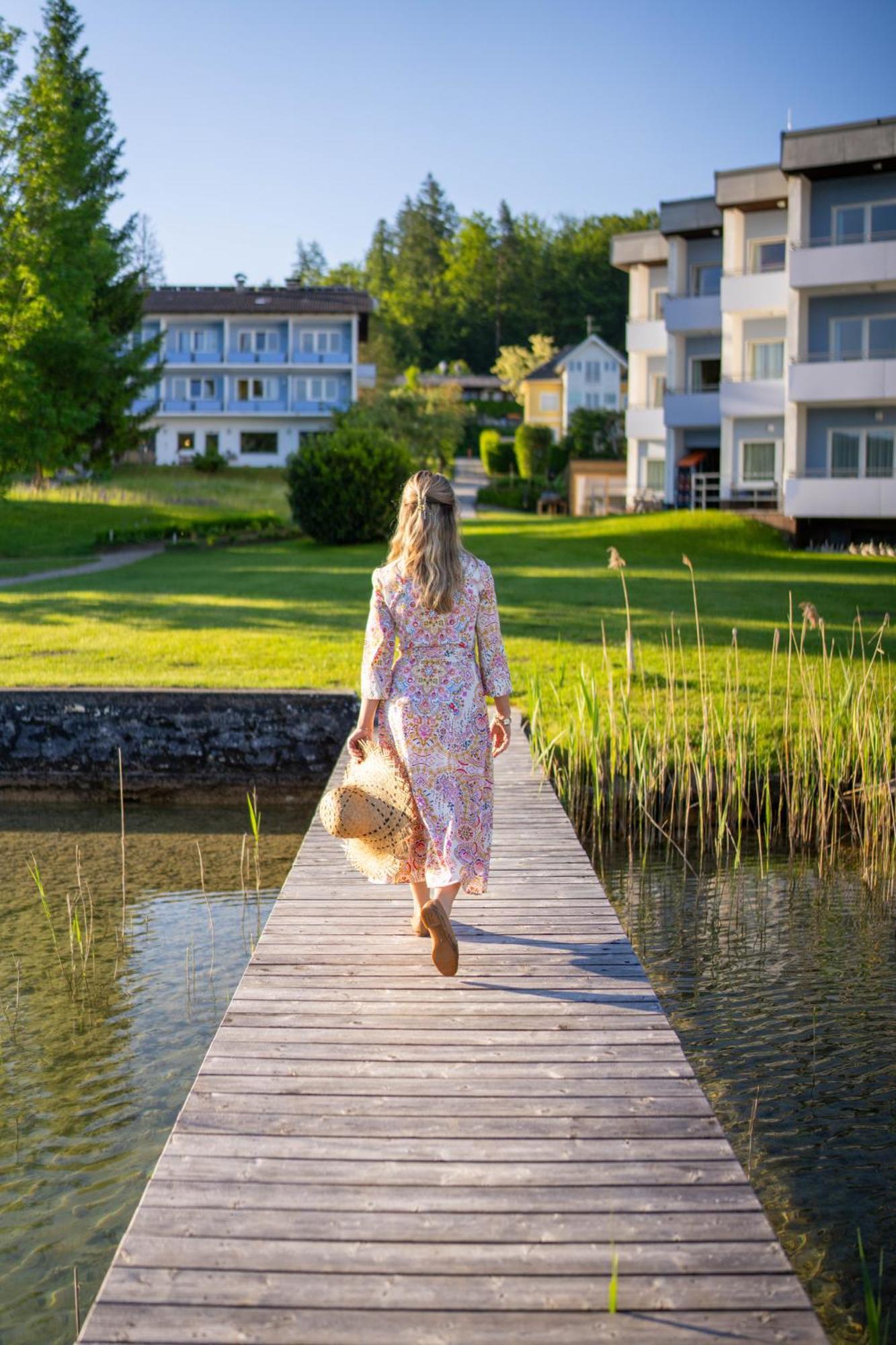 Strandhotel Schabus Velden am Woerthersee Luaran gambar