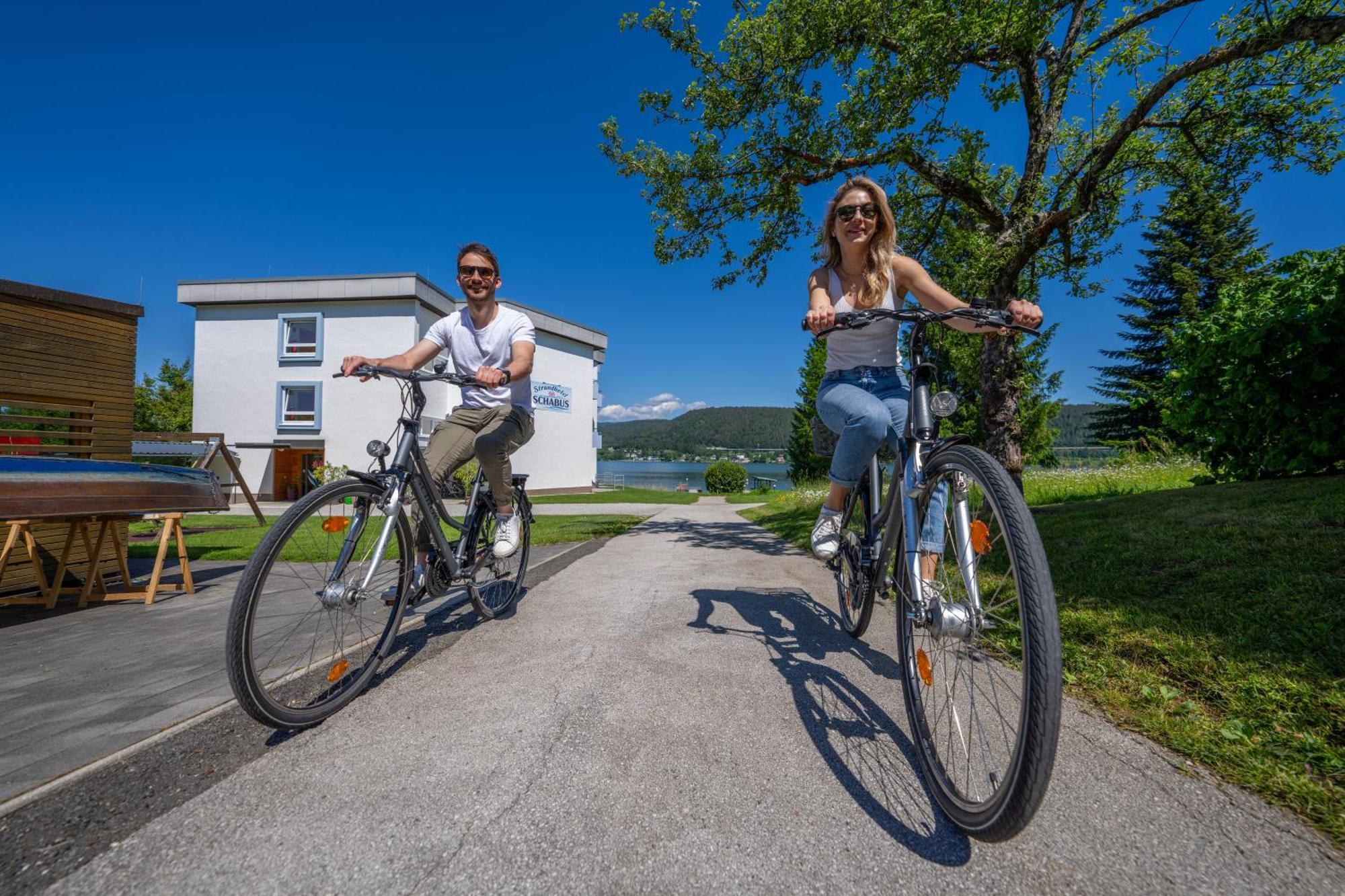 Strandhotel Schabus Velden am Woerthersee Luaran gambar
